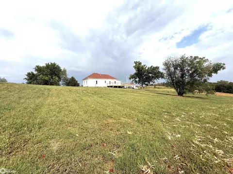 2190 125th St, Fairfield, IA 52556