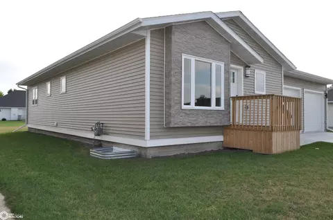 505 E 8th St, Glidden, IA 51443 photo 4