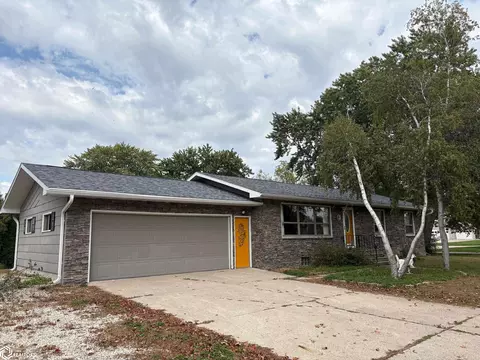 2001 22nd St, Emmetsburg, IA 50536