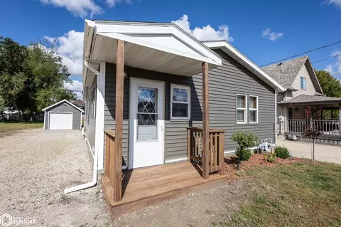 216 E South St, Manly, IA 50456