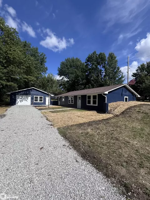 504 W 7th St, Lamoni, IA 50140