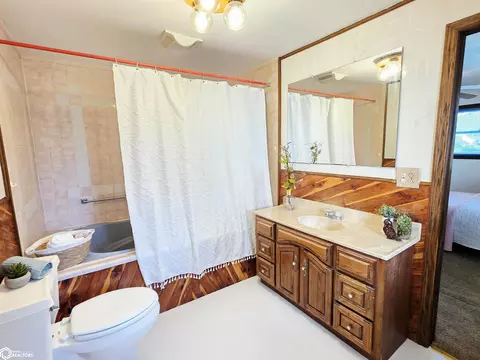 210 E Taft St, Manly, IA 50456 photo 21