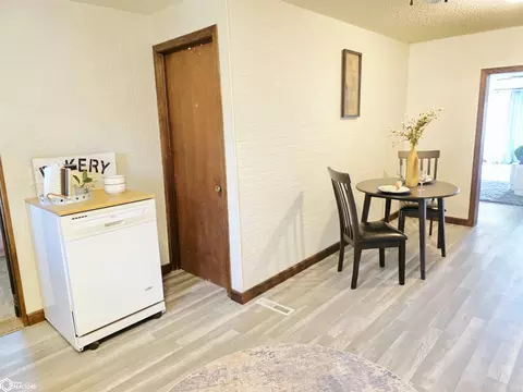 210 E Taft St, Manly, IA 50456 photo 11