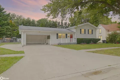 1407 Perkins Ave, Burlington, IA 52601