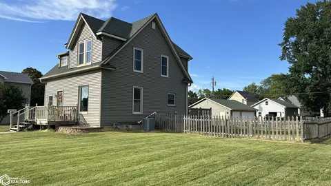 515 Clay St, Warsaw, IL 62379