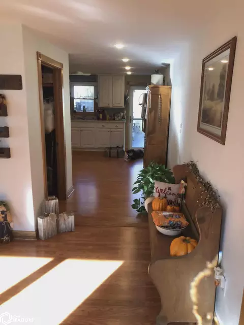 Entry Way - 313 E 3rd St, Arthur, IA 51431 photo 2 of 6