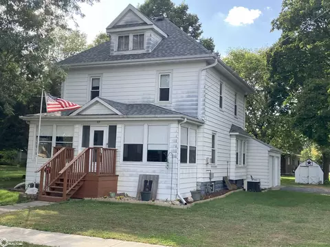 319 N 6th St, Sheffield, IA 50475