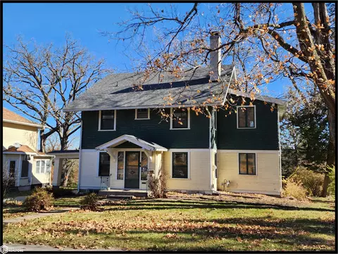 1314 Chestnut St, Atlantic, IA 50022