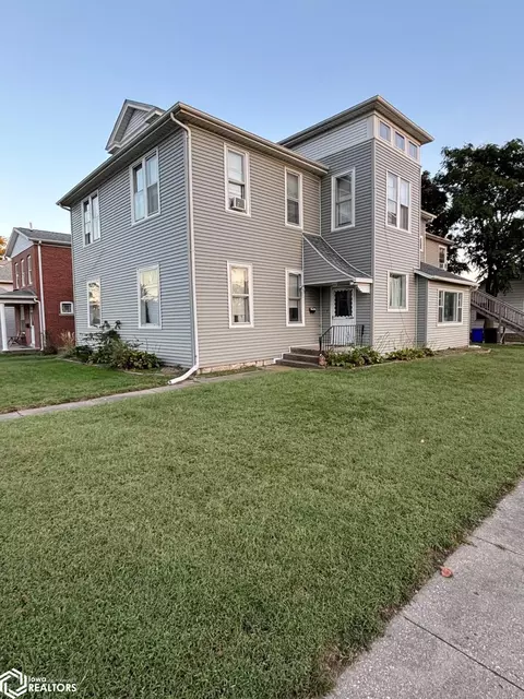 1332 Avenue F, Fort Madison, IA 52627