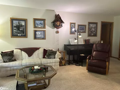 322 16th Ave NE, Hampton, IA 50441 photo 15
