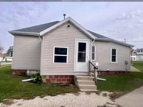 1005 15th St, Eldora, IA 50627