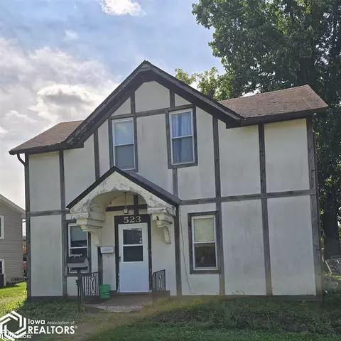 523 Dunham St, Burlington, IA 52601