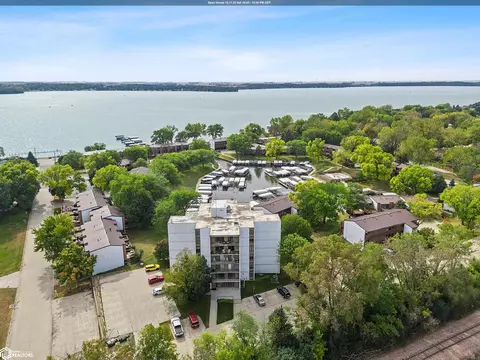 2700 N Shore Dr #305, Clear Lake, IA 50428