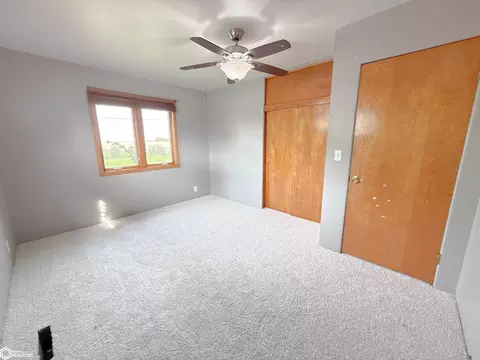 Bedroom - 1330 Sunset Dr, Hampton, IA 50441 photo 7 of 9