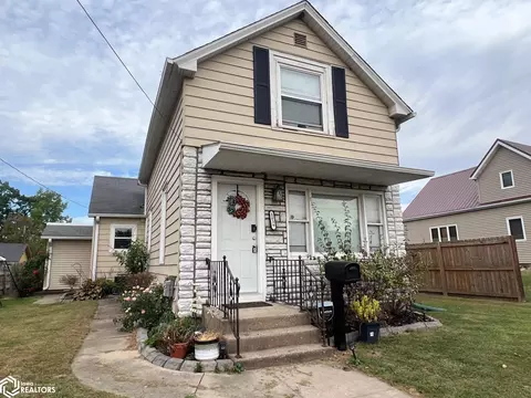 1039 Short St, Burlington, IA 52601