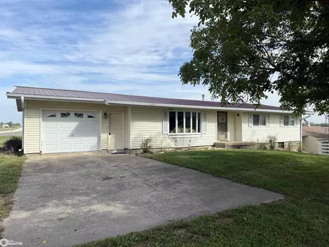 16040 Route W40, Hillsboro, IA 52630