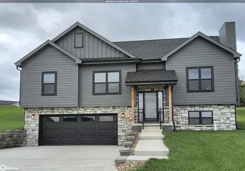 510 E Wood St, Avoca, IA 51521