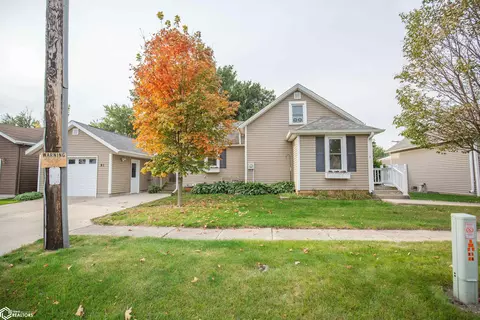 91 Palo Alto St, Whittemore, IA 50598