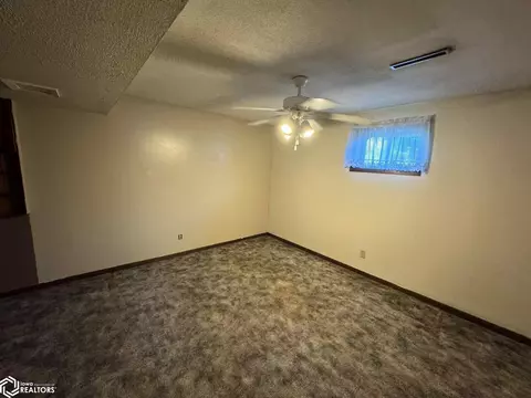 339 E Madison St, Centerville, IA 52544 photo 27