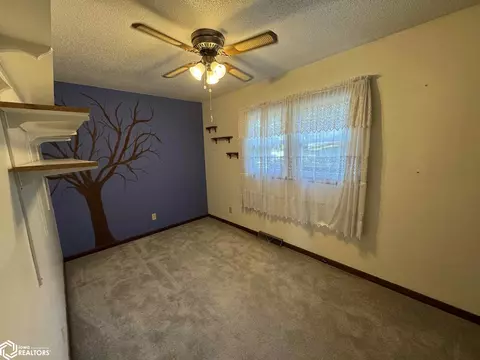 339 E Madison St, Centerville, IA 52544 photo 16