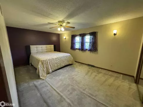 339 E Madison St, Centerville, IA 52544 photo 14