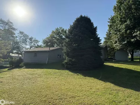 339 E Madison St, Centerville, IA 52544 photo 40