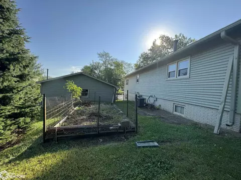 339 E Madison St, Centerville, IA 52544 photo 39