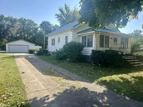 916 S Weller St, Ottumwa, IA 52501