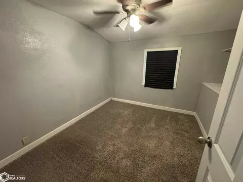 Bedroom - 301 E Walsh St, Centerville, IA 52544 photo 4 of 9