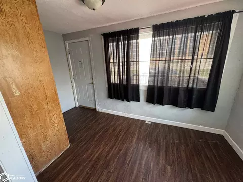 Other - 301 E Walsh St, Centerville, IA 52544 photo 1 of 11