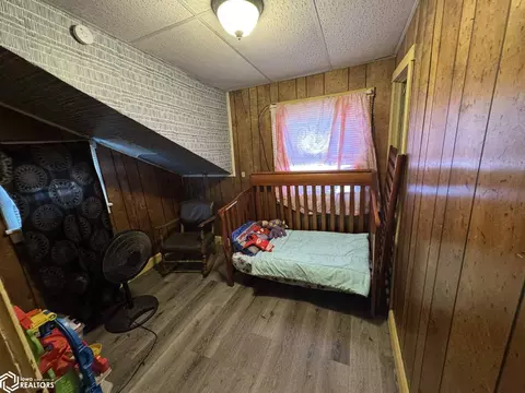 Bedroom - 301 E Walsh St, Centerville, IA 52544 photo 8 of 9