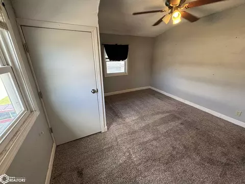 Bedroom - 301 E Walsh St, Centerville, IA 52544 photo 2 of 9