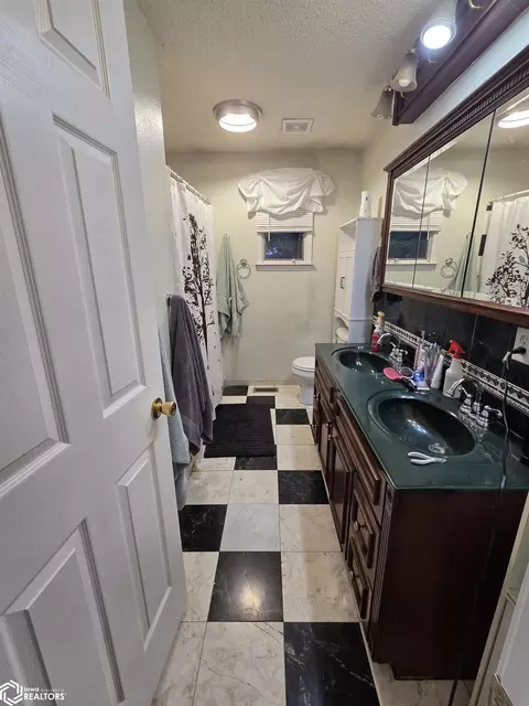 Bath - 107 N Eugene St N, Orient, IA 50858 photo 1 of 1