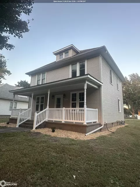 103 S Clark St, Winfield, IA 52659