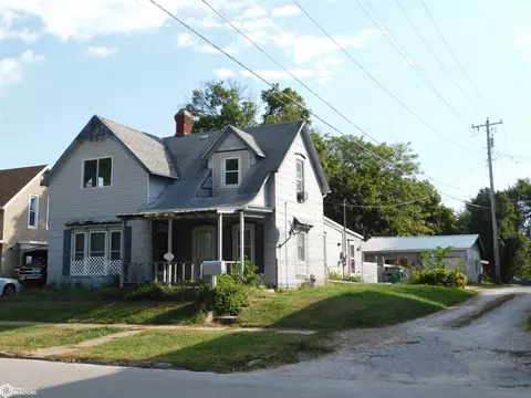305 N Sycamore St, Creston, IA 50801