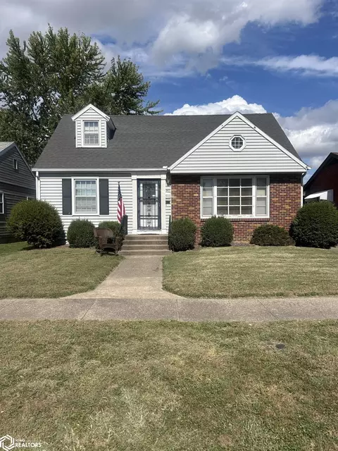 2411 Avenue G, Fort Madison, IA 52627