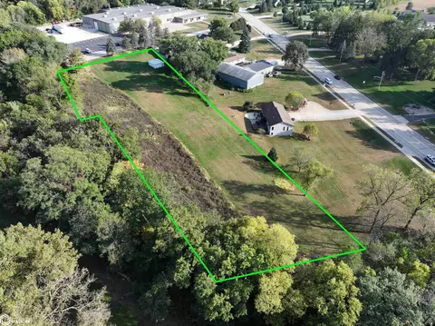 1705 E Bremer Ave, Waverly, IA 50677