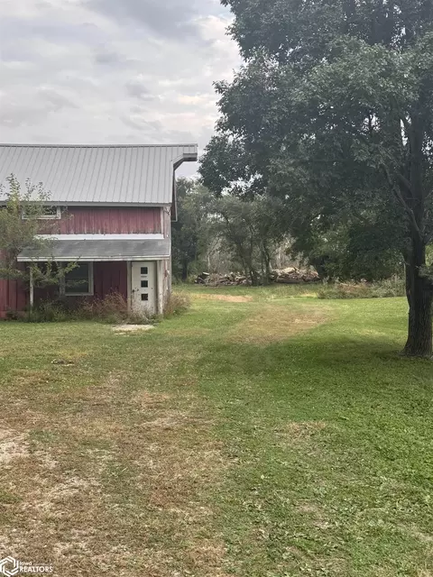 27186 Highway S33, Hubbard, IA 50122
