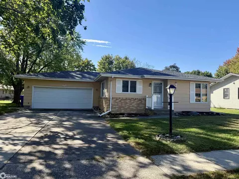 405 Rushview Dr, Jefferson, IA 50129