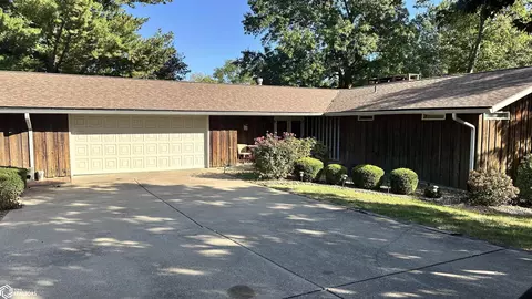 116 Highland Ave, Oskaloosa, IA 52577