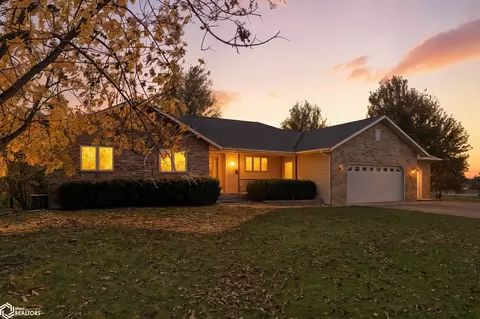 1002 E Oakbrook Pl, Mount Pleasant, IA 52641