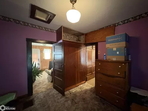 Entry Way - 2021 S Main St, Centerville, IA 52544 photo 1 of 1