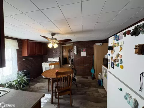 Kitchen - 2021 S Main St, Centerville, IA 52544 photo 2 of 3