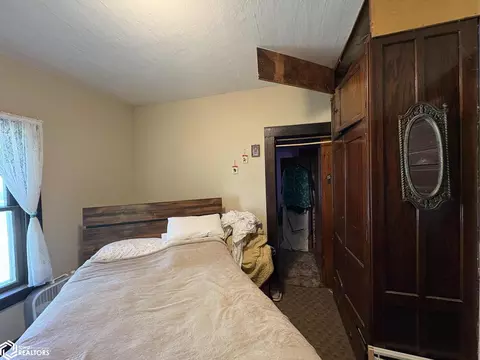 Bedroom - 2021 S Main St, Centerville, IA 52544 photo 1 of 3