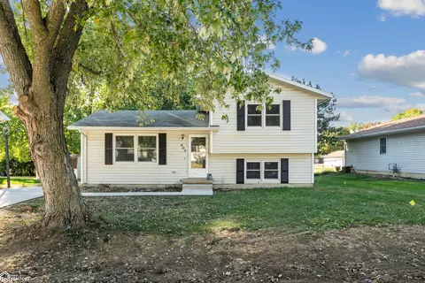 903 S Adams St, Mount Pleasant, IA 52641