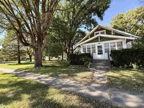 206 S Elm St, Jefferson, IA 50129