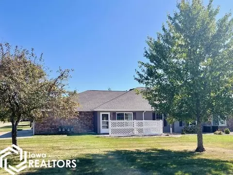1704 E Ashford Ave, Mount Pleasant, IA 52641