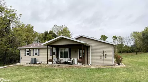 1515 240th St, Mount Pleasant, IA 52641