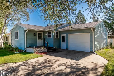 Exterior - 707 Circle Dr, Conrad, IA 50621 photo 1 of 12