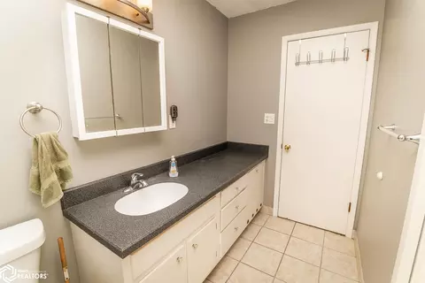 Bath - 707 Circle Dr, Conrad, IA 50621 photo 3 of 6